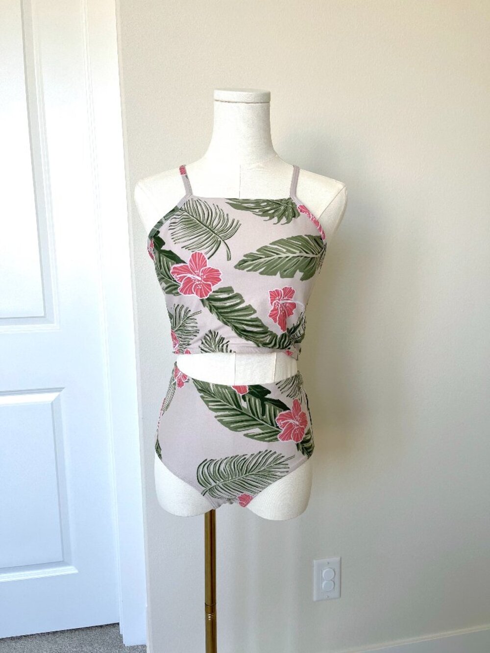Albion Fit Hibiscus Tropical Soft Girl Boho High Waisted Tankini Set - Size S